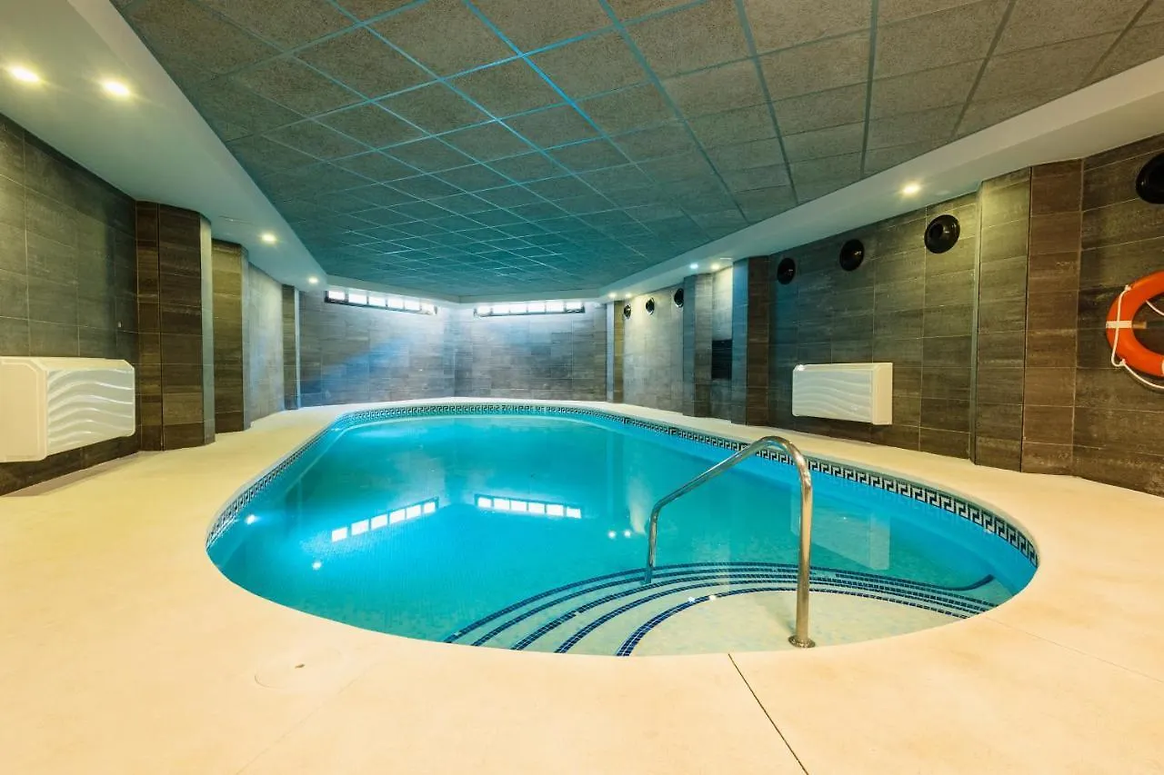 Apartment With 3 Bedrooms, Terrace, Indoor Pool And Sauna At 100 M From The Beach In Puerto Banus Marbella Spain
