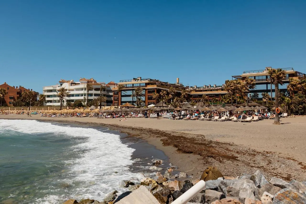 Apartment With 3 Bedrooms, Terrace, Indoor Pool And Sauna At 100 M From The Beach In Puerto Banus マルベーリャ 0*,  スペイン